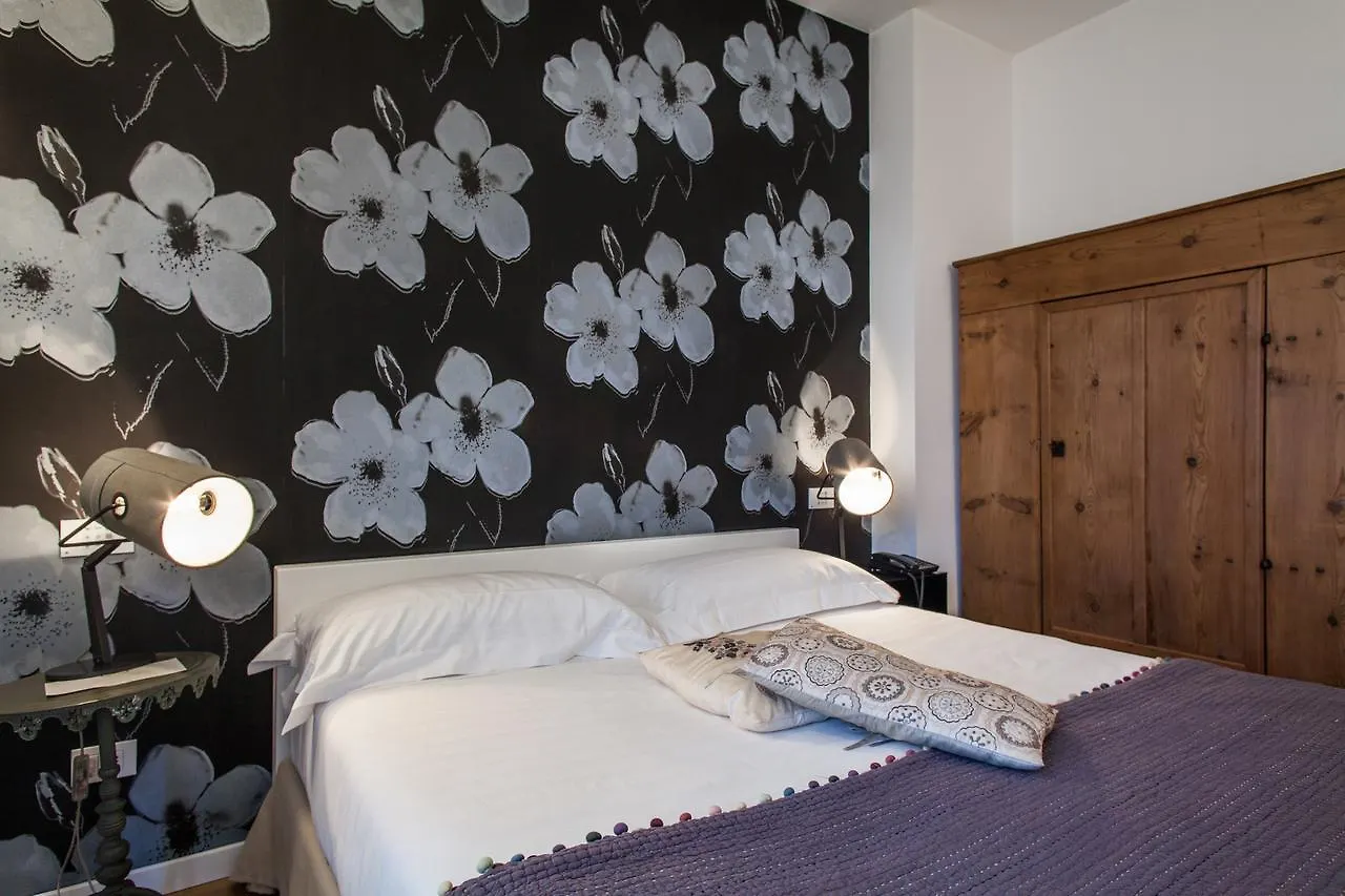 Spluga Sosta & Hotel Dubino